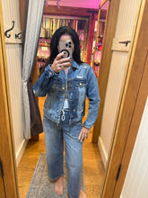 Vervet Distressed Contrast Cropped Classic Denim Jacket