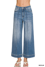 HIGH RISE WIDE LEG PINTUCK DENIM PANTS - MEDIUM
