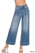 HIGH RISE WIDE LEG PINTUCK DENIM PANTS - MEDIUM