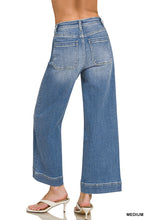 HIGH RISE WIDE LEG PINTUCK DENIM PANTS - MEDIUM