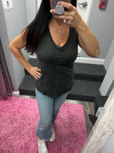CRINKLE WASHED V-NECK SLEEVELESS TOP - ASSORTED COLORS
