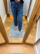 Risen High Rise Crop Straight Front Seam Detailed Jeans - Dark