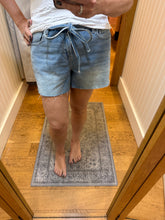 HIDDEN Medium High Rise Tie Waist A Line Shorts