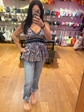 1822 Denim Roll Cuff Girlfriend Jean in Jaimie