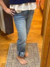 1822 Denim Roll Cuff Girlfriend Jean in Jaimie