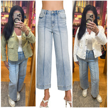 HIGH RISE WIDE LEG PINTUCK DENIM PANTS - LIGHT