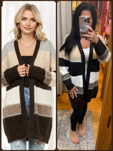 LONG-SLEEVE WITH RIBBED CUFFS OPEN FRONT WITHOUT  BUTTONS PATCH POCKETS ON THE FRONT CARDIGAN - COFFEE