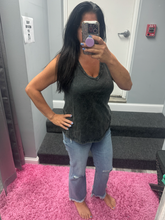 CRINKLE WASHED V-NECK SLEEVELESS TOP - ASSORTED COLORS