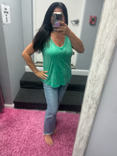 CRINKLE WASHED V-NECK SLEEVELESS TOP - ASSORTED COLORS