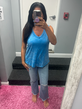 CRINKLE WASHED V-NECK SLEEVELESS TOP - ASSORTED COLORS