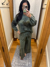 Mineral wash Wide Pants With Raw Hem Frayed Details - Olive