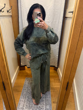 Mineral wash Wide Pants With Raw Hem Frayed Details - Olive