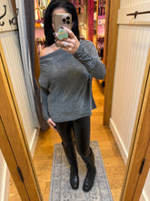 SIX FIFTY THE ANYWHERE TOP| LUREX OFF THE SHOULDER - BLACK OR SILVER