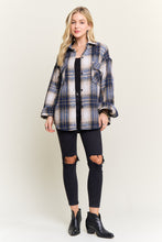 Plaid Button-up Flannel Shirt - Navy/Blue