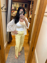 1822 Denim 28" mid Rise Slim Wide Leg Jean W/ Raw Hem In Sunshine Fade