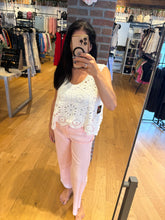 1822 Denim 28" Mid Rise Slim Wide Leg Jean W/ Raw Hem In Pink Blush