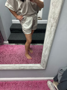 Loop Terry Cont Pocket Shorts - Taupe