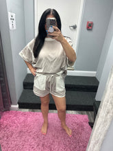 Loop Terry Cont Pocket Shorts - Taupe