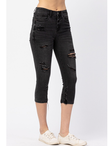 JUDY BLUE HI-WAIST SKINNY CAPRI - BLACK