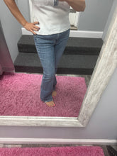 Judy Blue MR Vintage Wash Bootcut W/ Destroy Hem