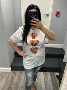 Love is in the air graphic tee