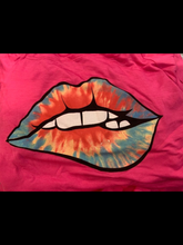 Rainbow lips tee - Black, Off White or Fuchsia