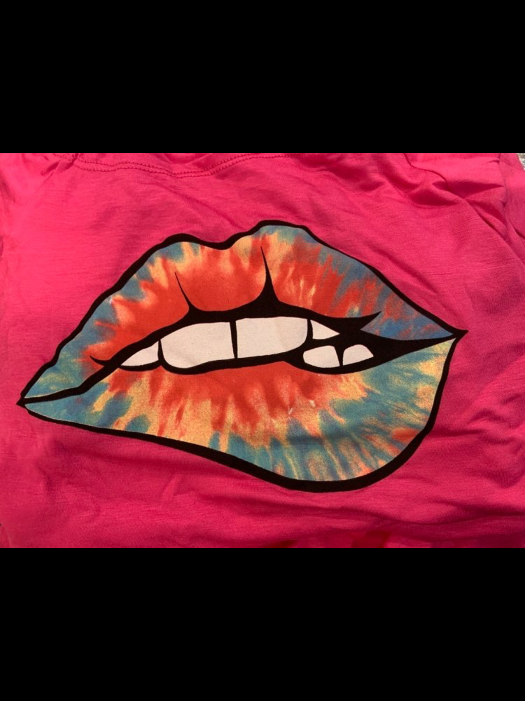Rainbow lips tee - Black, Off White or Fuchsia