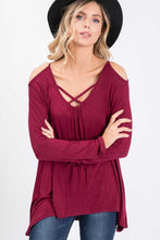 Knit top featuring an open-shoulder design and round neckline - Burgundy Or Black
