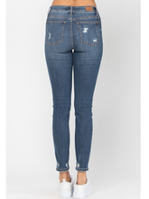 Judy Blue Midrise Heavy Destroy Skinny