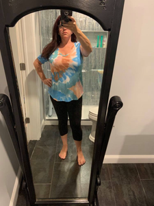 CIRCULAR TIE DYE PRINT V NECK TOP - PEACH/BLUE