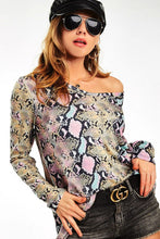 BRUSHED SNAKESKIN PRINT DEEP U NECK TOP