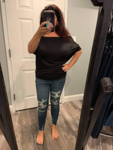 THREE QUARTER SLEEVE SOLID TOP WITH ONE SHOULDER DETAIL - BLACK