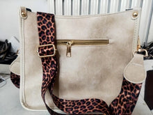 Vegan Leather Bag With Leopard Strap