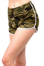 CAMOUFLAGE PRINT DOLPHIN SHORTS