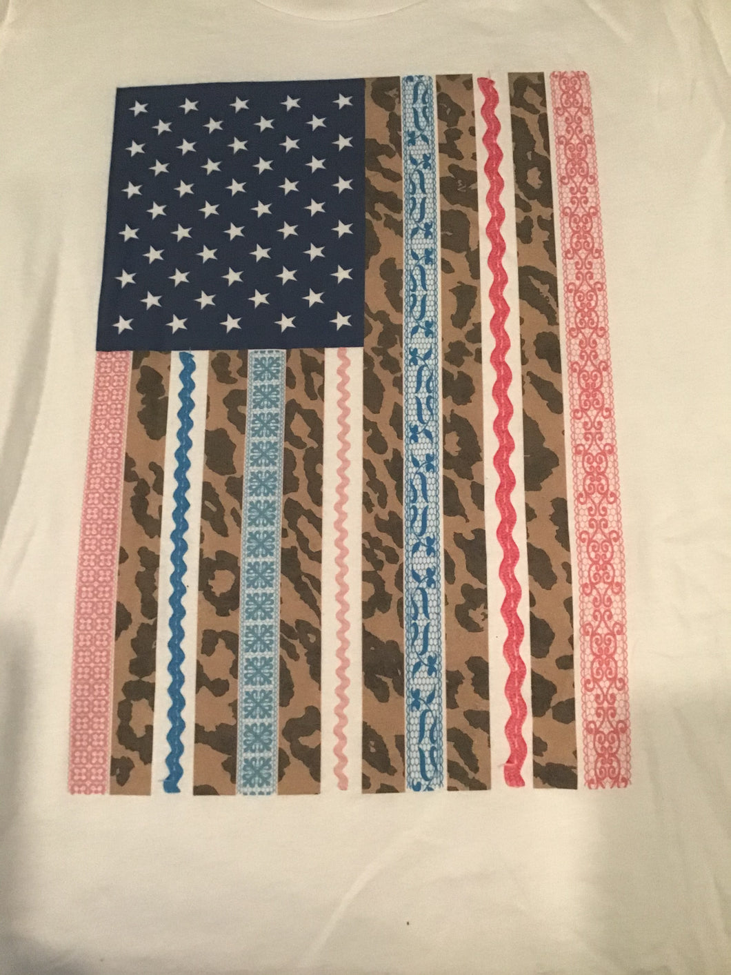 🇺🇸 Aztec Flag T-Shirt - Grey or White