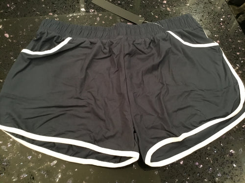 Dolphin shorts with contrast piping and wide pockets - Charcoal