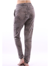CAMOUFLAGE BRUSHED PANTS - GREY