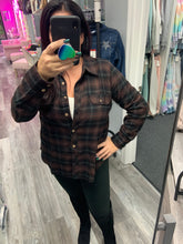 PLAID FLANNEL BUTTON UP - BLACK/BROWN